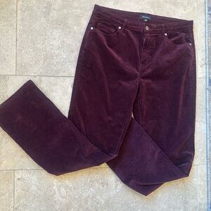 Well Worn corduroy Burgundy Size 12 women’s pants trendy business casual cotton